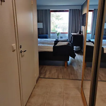 Apartment At Ellivuori Karkku