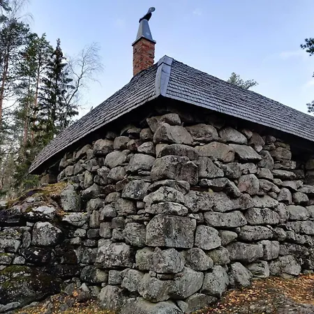 At Ellivuori Karkku