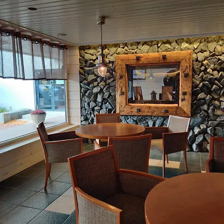 At Ellivuori Karkku